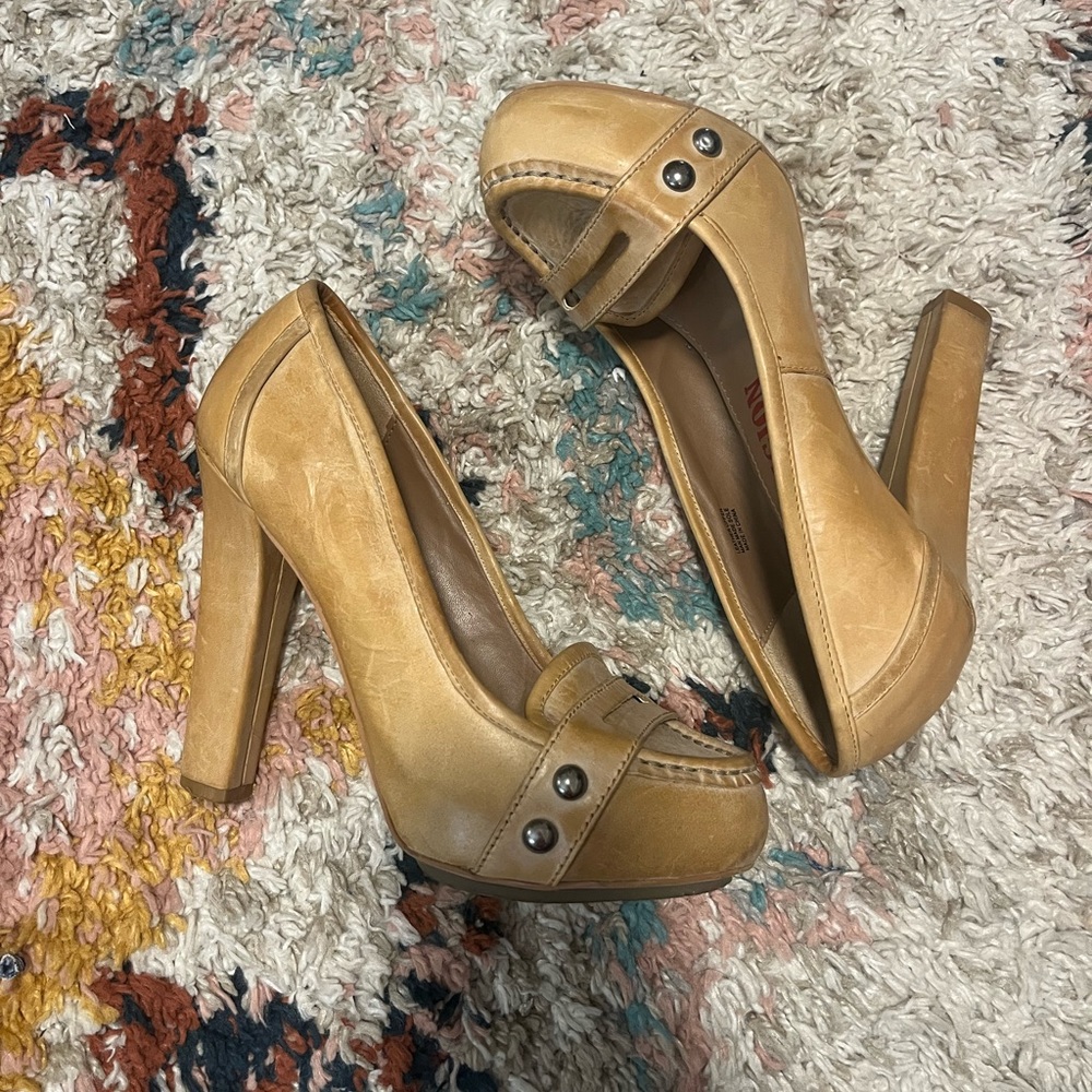 True Religion Heels